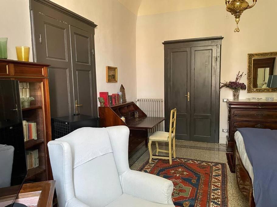 Villa Anselmi - Arteindiretta Ліворно Екстер'єр фото